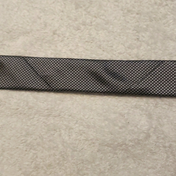 Michael Kors silk Necktie - Picture 9 of 10